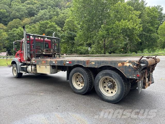 Mack CT713 Műszaki mentők