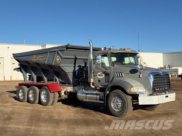 Mack CT713 Betontörő gépek