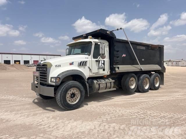 Mack CTP713 Billenő teherautók