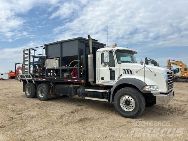 Mack CTR713B Építőipar - Egyebek