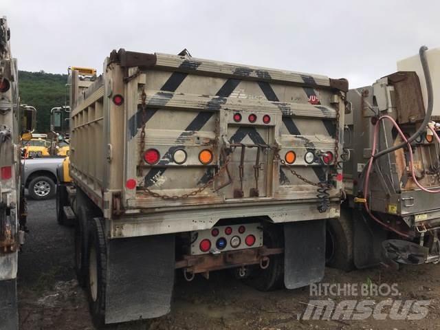 Mack CV700 Hóeltakarítók