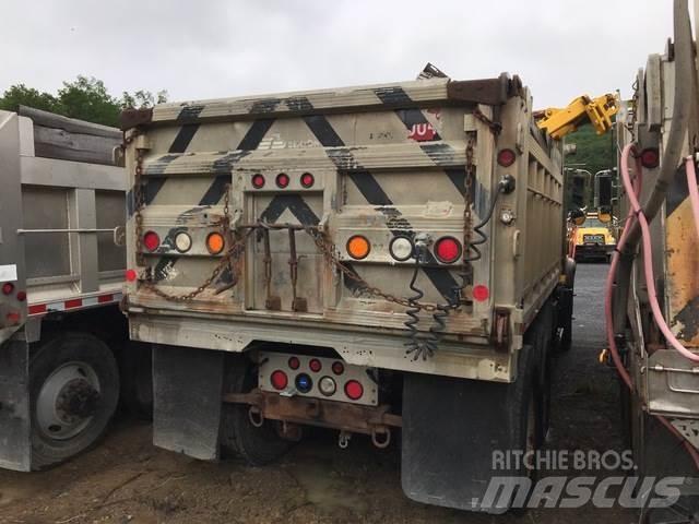 Mack CV700 Hóeltakarítók