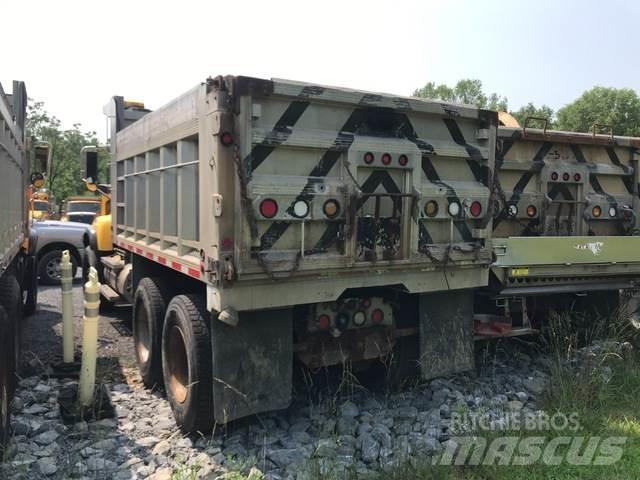 Mack CV700 Hóeltakarítók