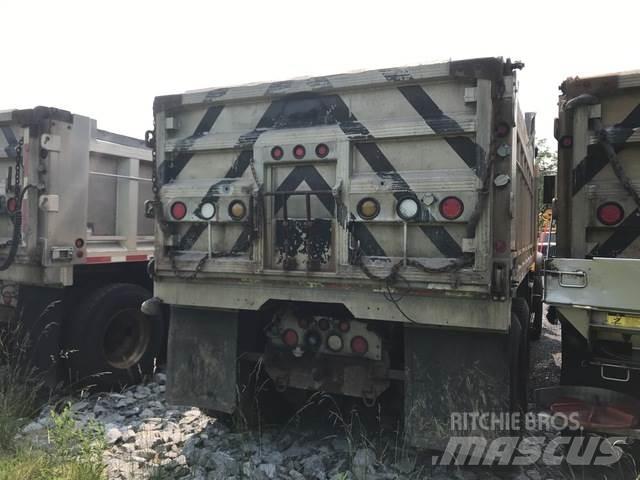 Mack CV700 Hóeltakarítók