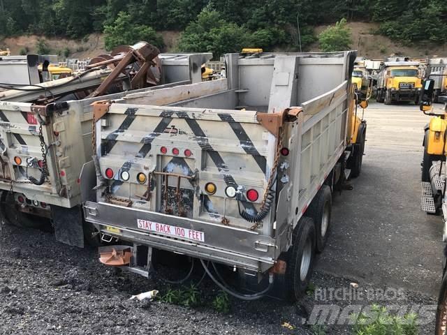 Mack CV700 Hóeltakarítók