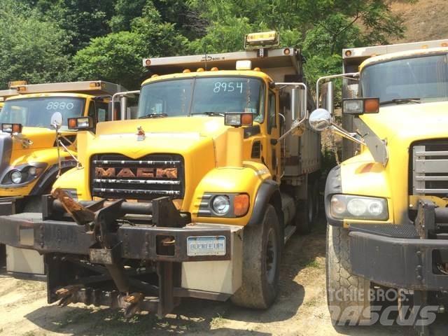 Mack CV700 Hóeltakarítók
