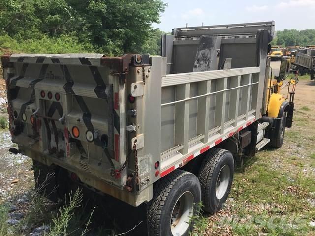 Mack CV700 Hóeltakarítók
