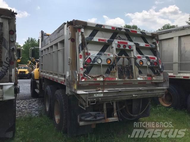 Mack CV700 Hóeltakarítók