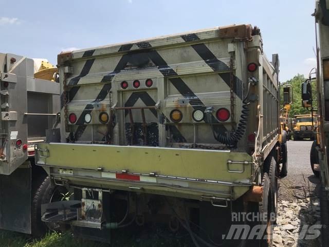 Mack CV700 Hóeltakarítók