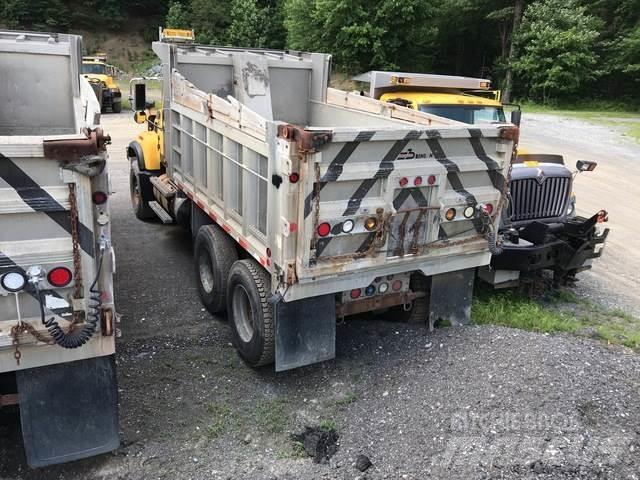 Mack CV700 Hóeltakarítók