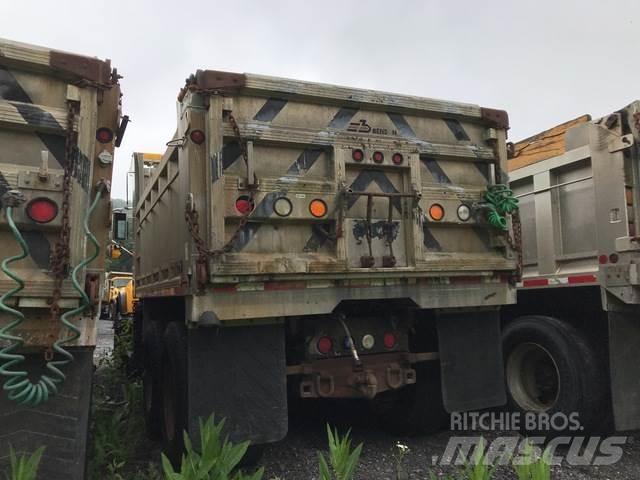 Mack CV700 Hóeltakarítók