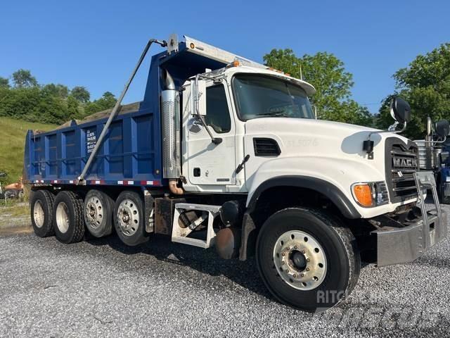 Mack CV713 Billenő teherautók