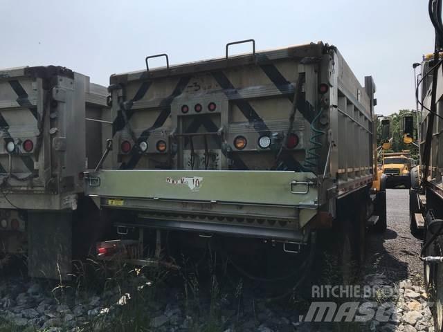 Mack CV713 Hóeltakarítók