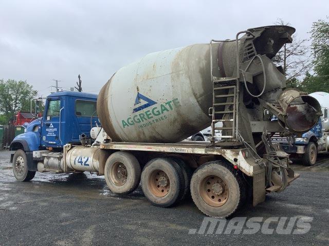Mack CV713 Egyéb