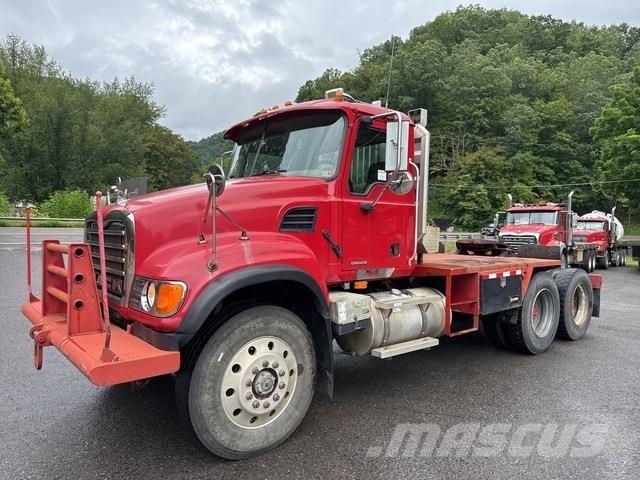Mack CV713 Nyergesvontatók