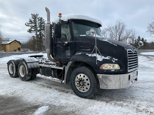 Mack CX613 Nyergesvontatók