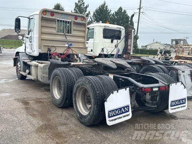 Mack CXU613 Nyergesvontatók