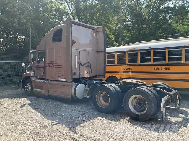 Mack CXU613 Nyergesvontatók
