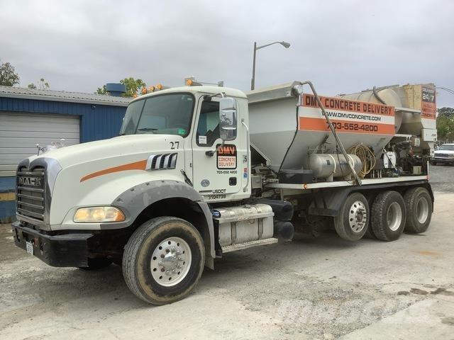 Mack Granite Betonkeverők/Betonpumpák