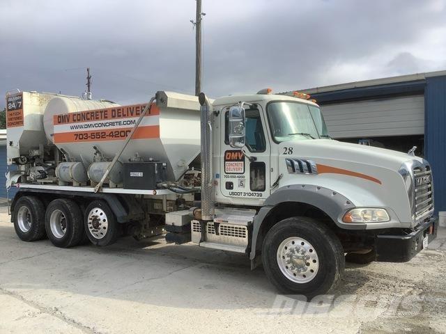 Mack Granite Betonkeverők/Betonpumpák