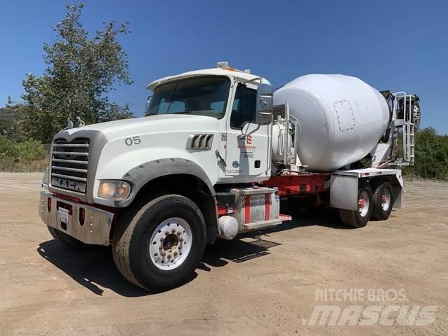 Mack GU713 Egyéb