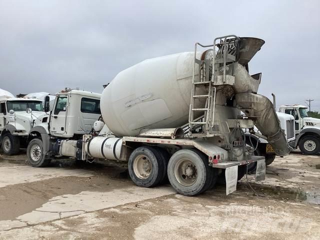 Mack GU813 Egyéb