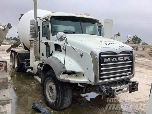 Mack GU813 Egyéb