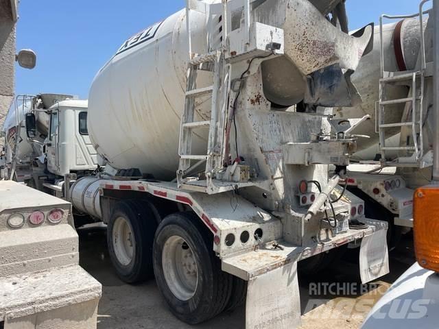Mack GU813 Egyéb