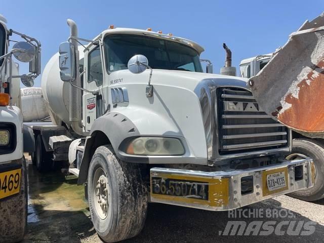 Mack GU813 Egyéb
