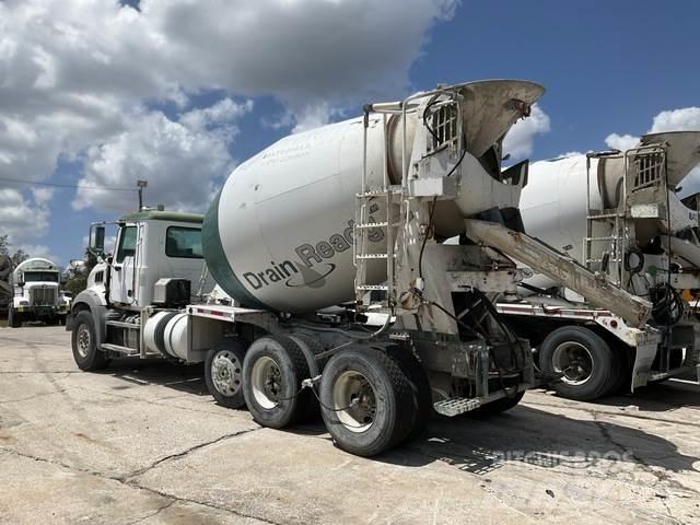 Mack GU813 Egyéb
