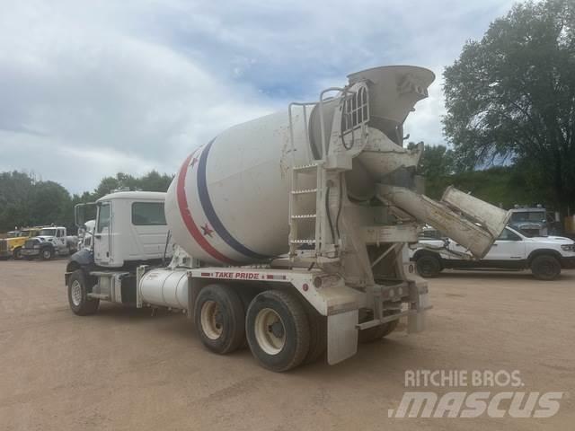 Mack GU813 Egyéb