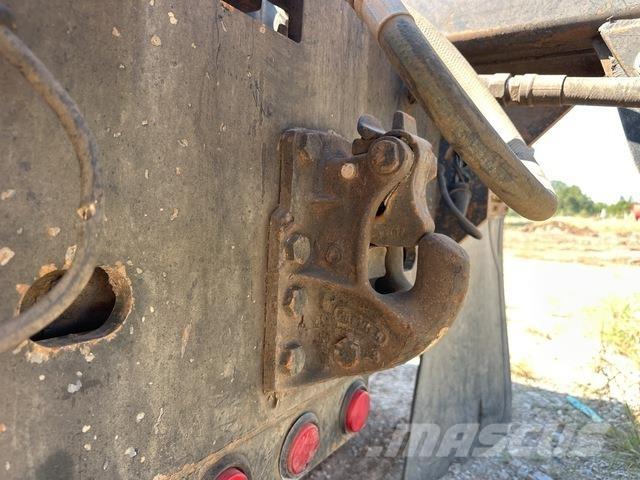 Mack GU813 Hidraulikus konténerszállító