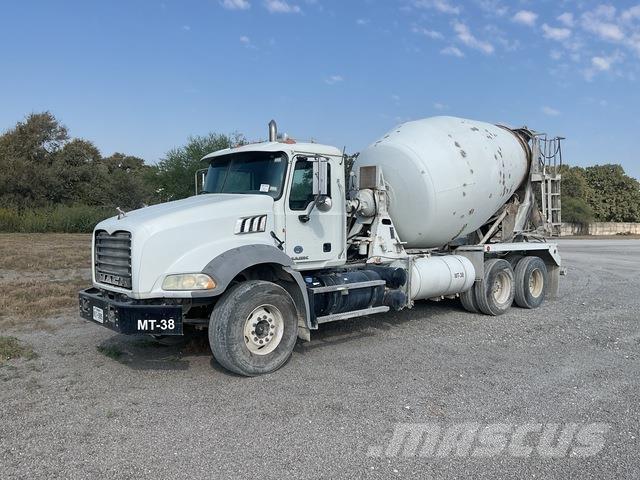 Mack GU813 Egyéb