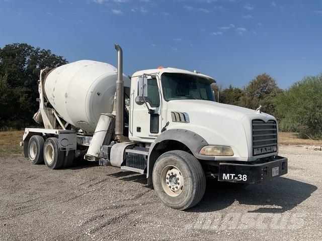 Mack GU813 Egyéb