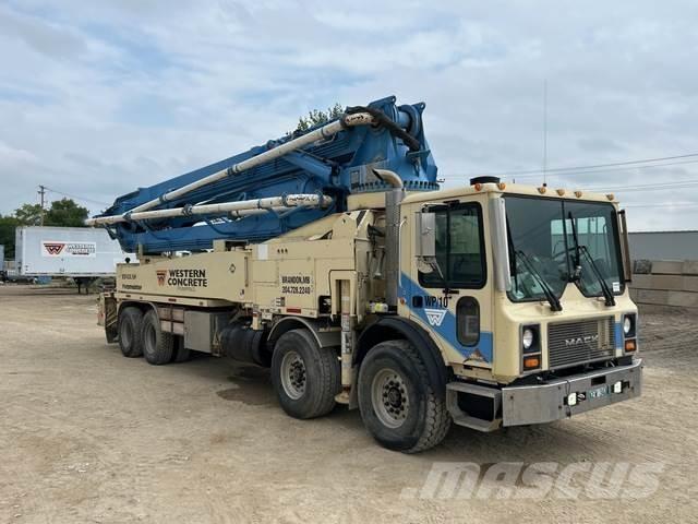 Mack MR Betonpumpák