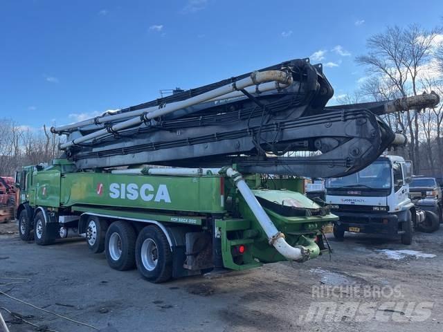 Mack MRU613 Betonpumpák