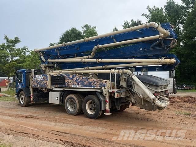 Mack MRU613 Betonpumpák