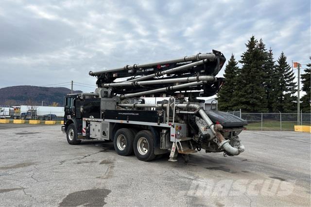 Mack MRU613 Betonpumpák