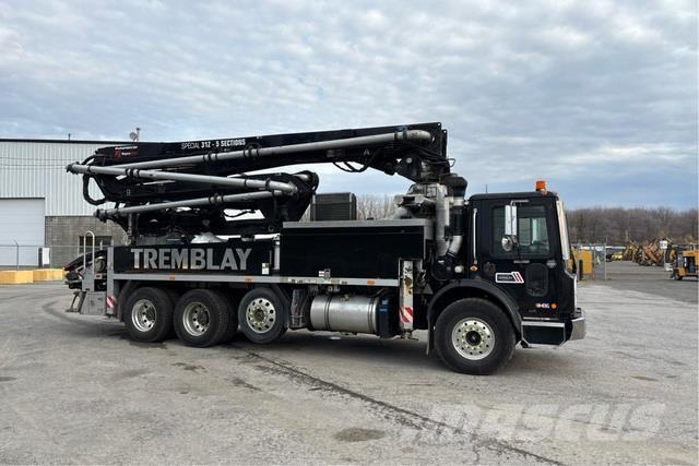 Mack MRU613 Betonpumpák