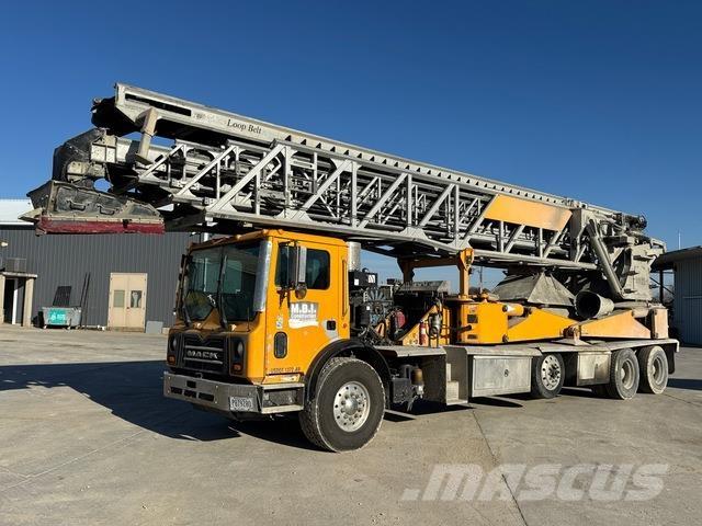 Mack MRU613 Betonpumpák