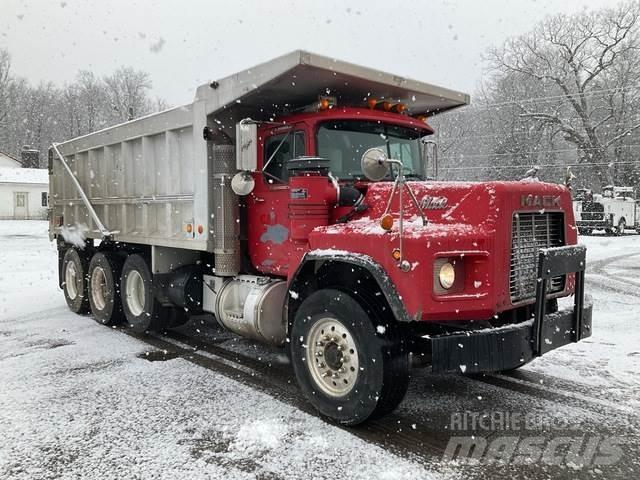 Mack RB688S Billenő teherautók