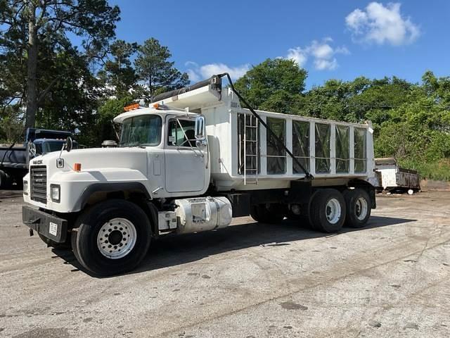 Mack RD600 Billenő teherautók