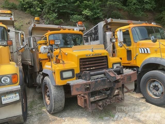 Mack RD600 Hóeltakarítók