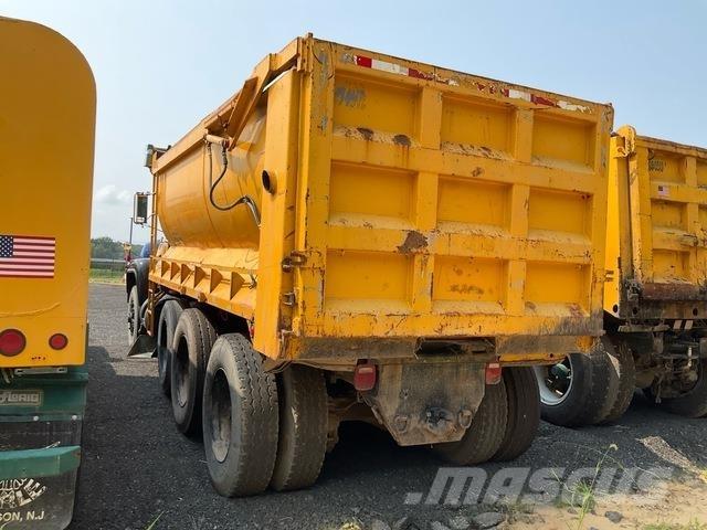 Mack RD686SX Billenő teherautók