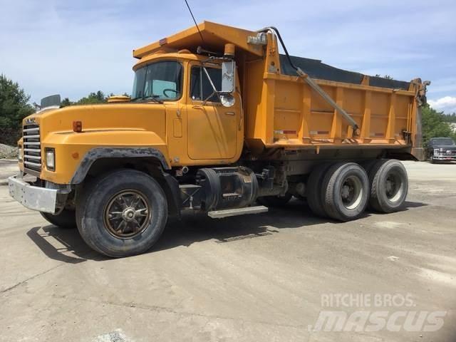 Mack RD688S Billenő teherautók