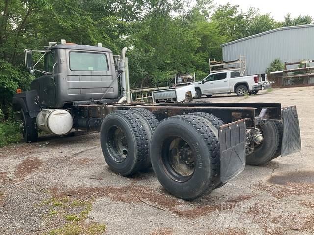 Mack RD688S Vezetőfülke és belső tartozékok