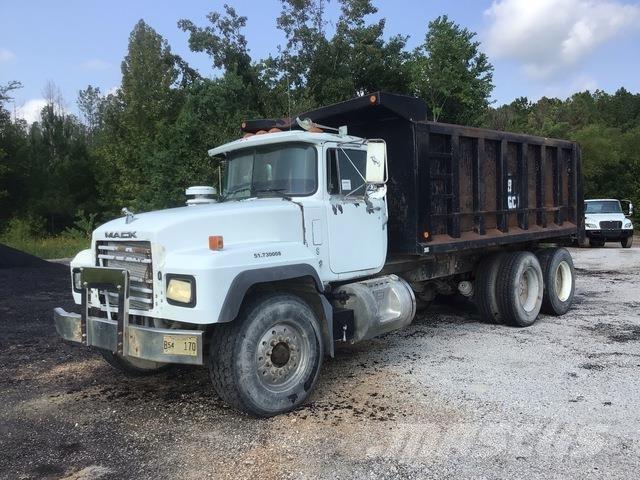 Mack RD688S Billenő teherautók