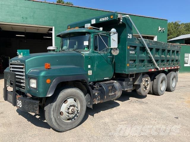 Mack RD690S Billenő teherautók