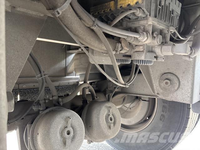 MaxiTrans  Platós / Ponyvás pótkocsik