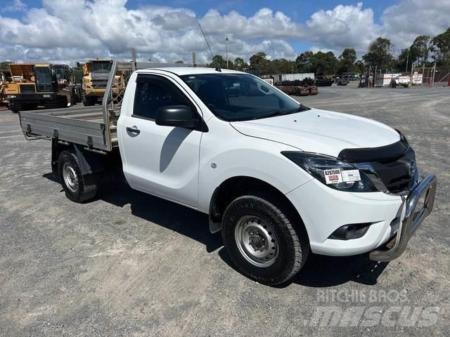 Mazda BT-50 Kis teherszállító/Platós kocsi